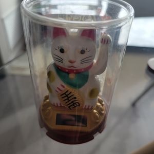 Chinese Waving Cat